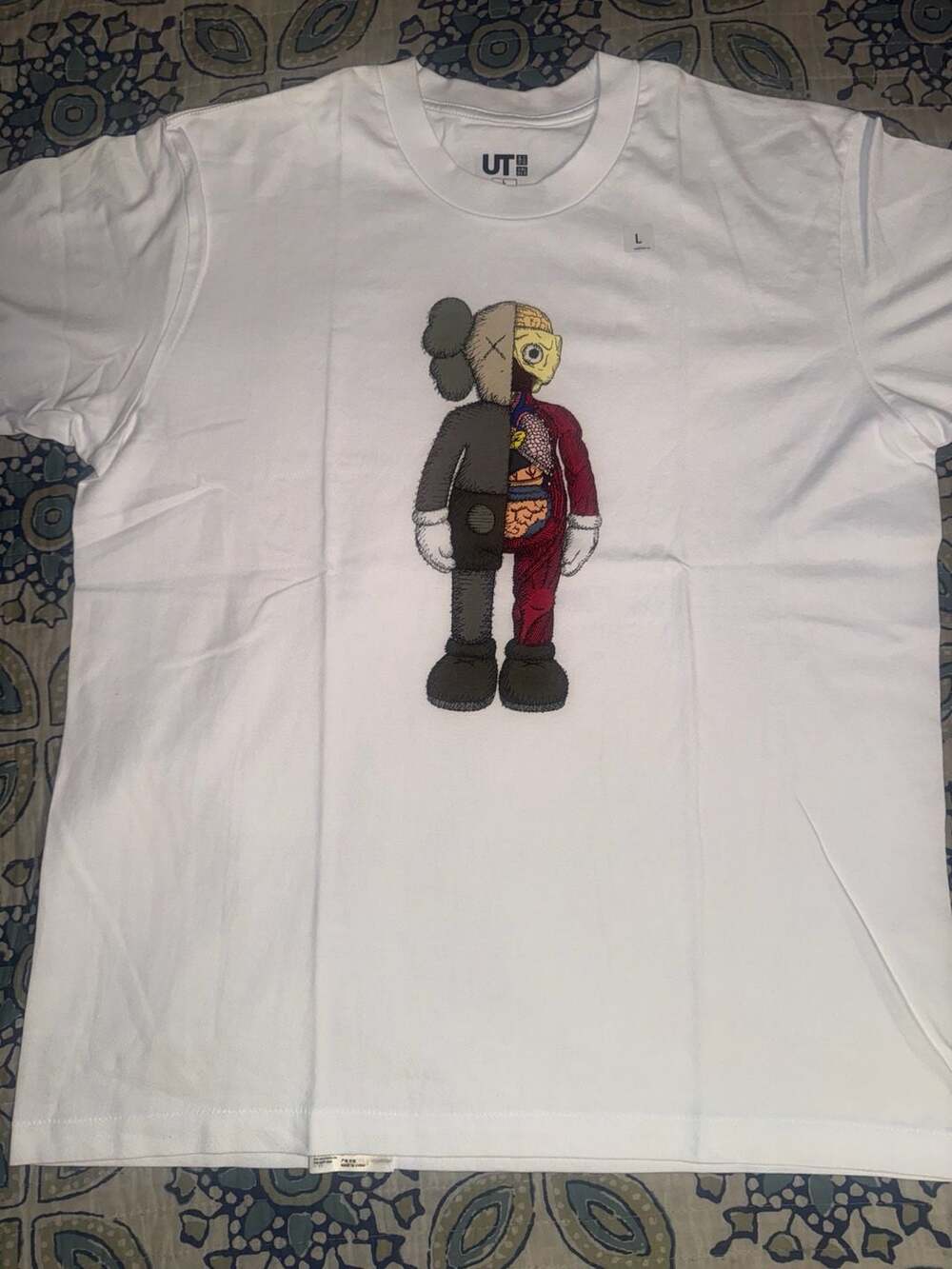 KAWS x Uniqlo UT Flayed Anatomy Companion White T-Shirt Large
